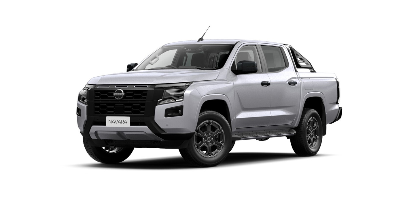 Front 3/4 render of a NissanSummit Silver paint finish